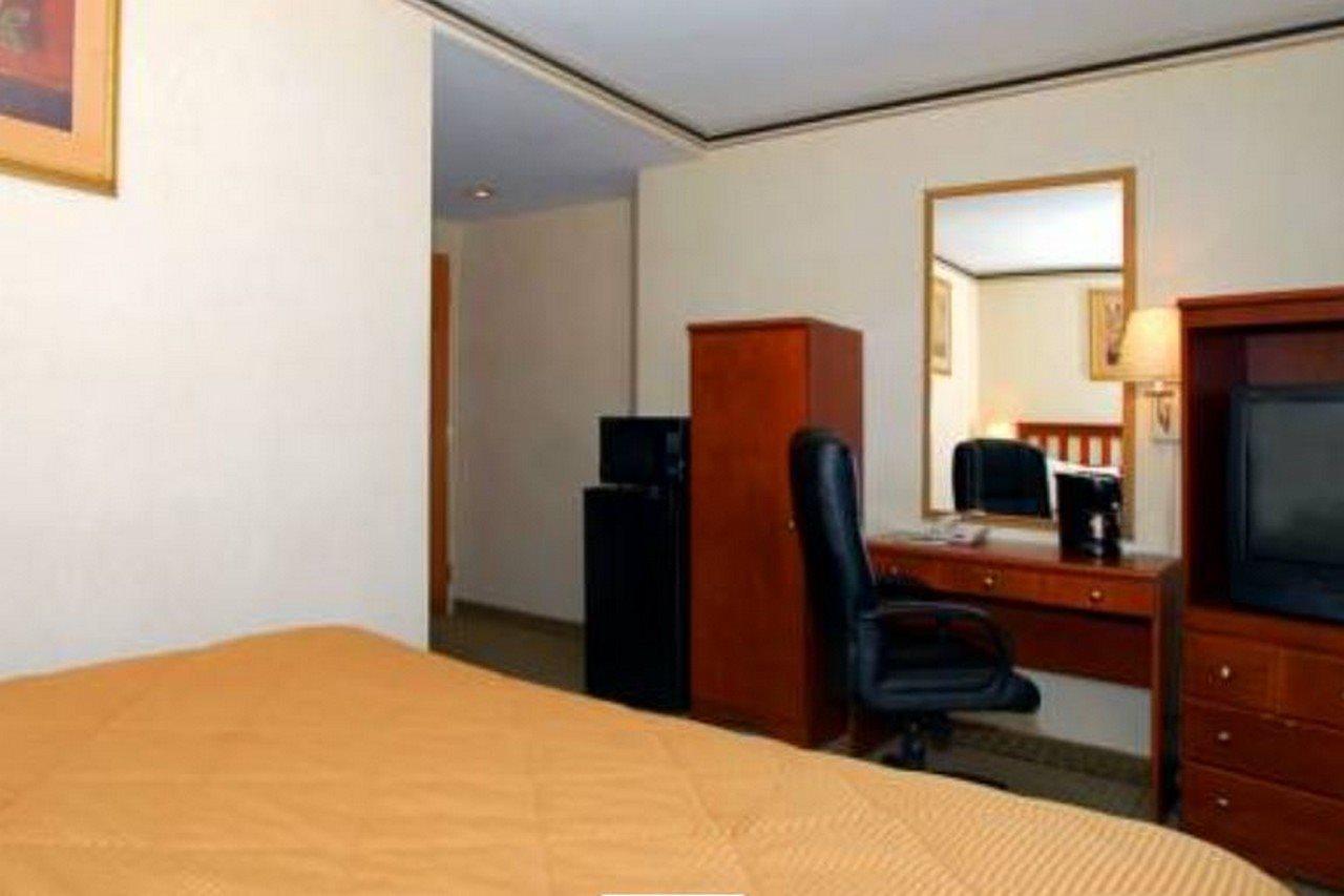 Red Lion Inn & Suites Long Island City Ню Йорк Екстериор снимка